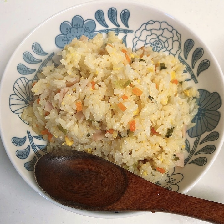 炊飯器のみで調理♪パラパラ炒飯